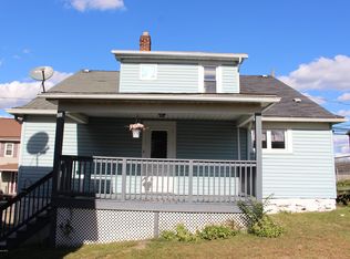 121 Middle St, Taylor, PA 18517