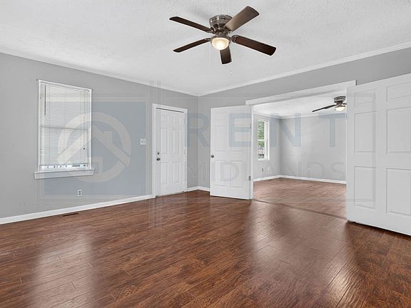 5th image of 521 Georgia St