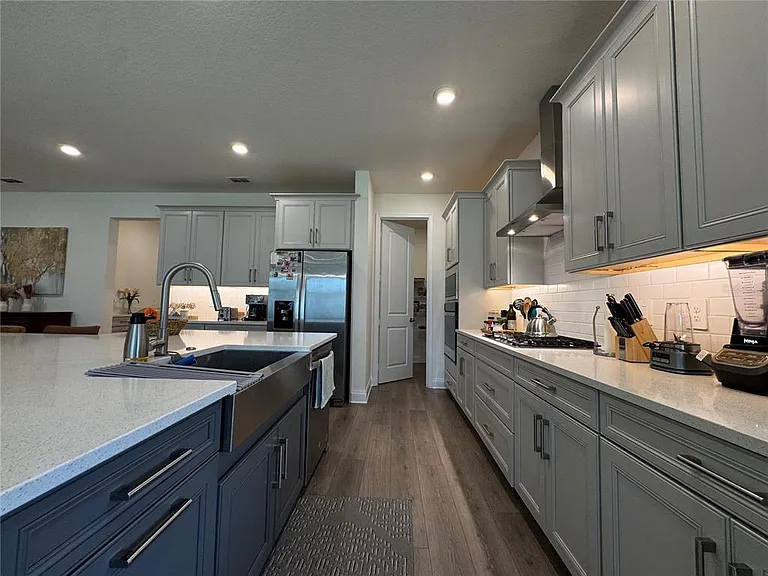 715 Blue Citrus Ln — Photo 15