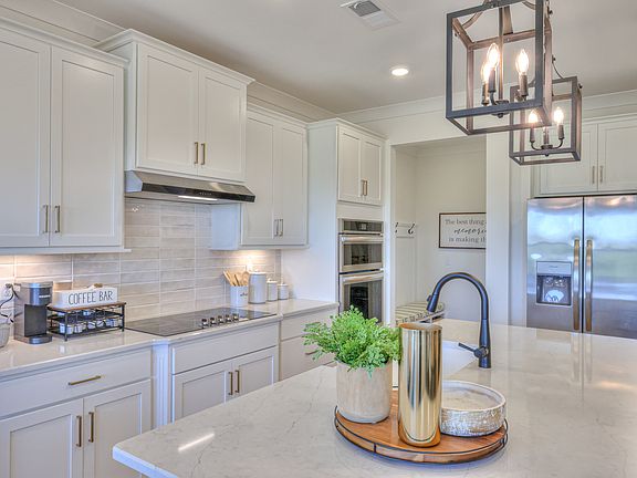 Photo of model home. Selections and finishes may vary.