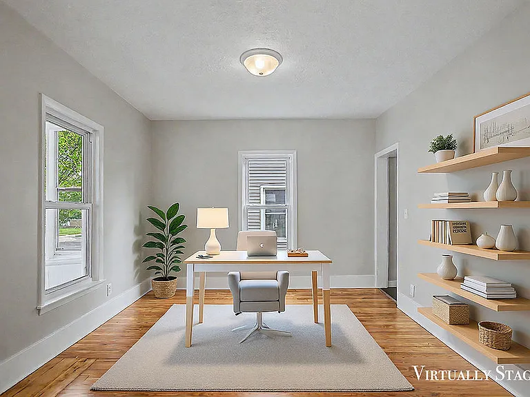 1340 Columbia Ave NE — Photo 8