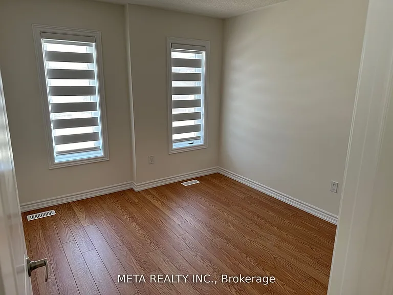 34 Durham Ave — Photo 21