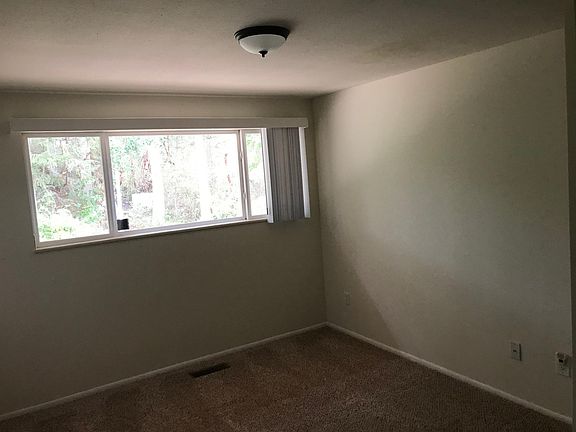 5th image of 2561 SW Scenic Heights St