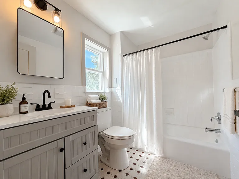 17985 Three Notch Rd #6 — Photo 10