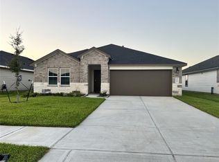 1119 Appaloosa Cir, Angleton, TX 77515