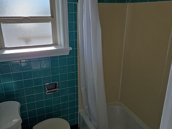 5th image of 196 Searsport Ave #12