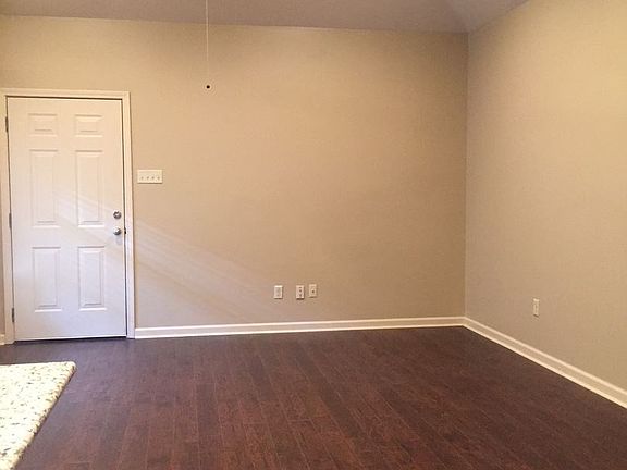 3rd image of 212 Chimney Rock Blvd