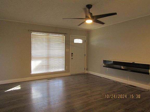 4th image of 5109 NW Elm Ave
