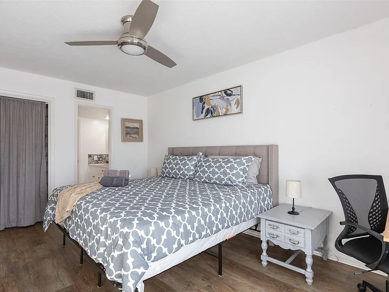 5881 Preston View Blvd #215 — Photo 31