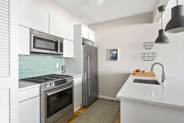 Rented by Compass | media 13