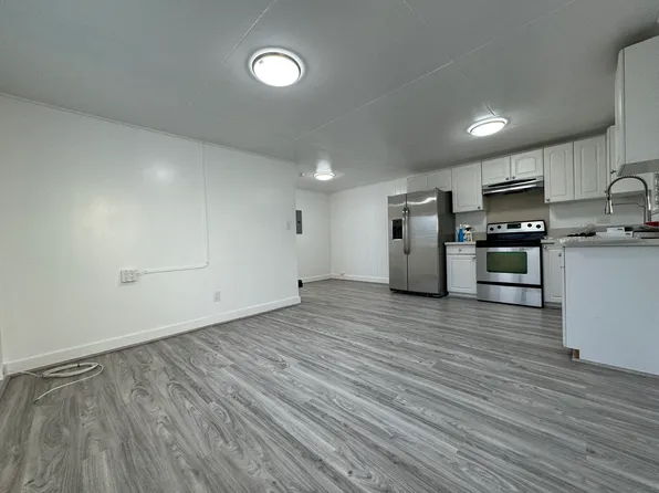 2113 Date St APT C, Honolulu, HI 96826