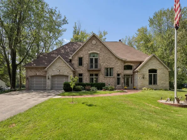 N3877 Betty Dr, Hortonville, WI 54944