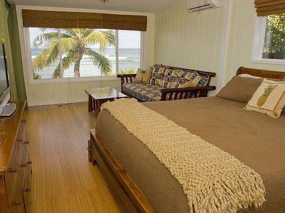 Sleep to the sound of the waves