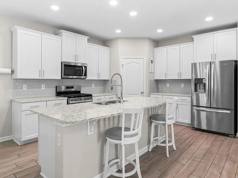 3906 Heatherbrook Pl — Photo 10