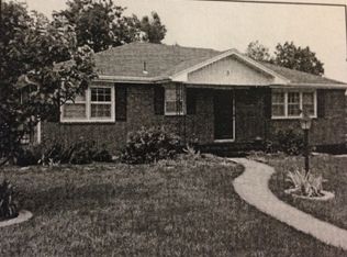 7123 Lundeen Dr, Country Club, MO 64505