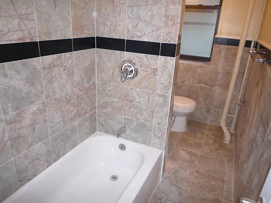 Rented by DSA Realty | media 52