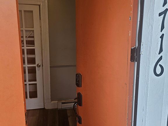 4th image of 1716 3rd Ave #2