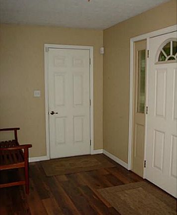 2nd image of 13916 Wayside Dr