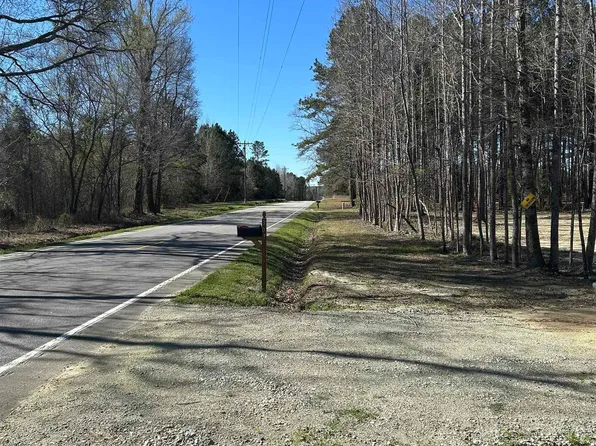 307 Suttons Rd., Andrews, SC 29510