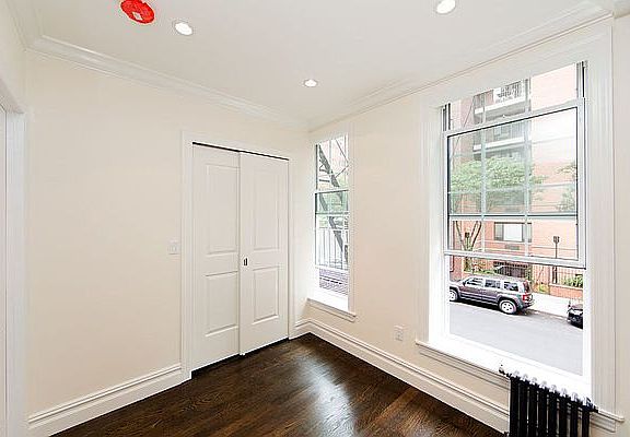 3rd image of 446 W 19th St APT 2A