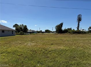 118 SW 31st Terrace Cpe, Coral, FL 33914