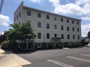 114 Front St APT 101, Quakertown, PA 18951