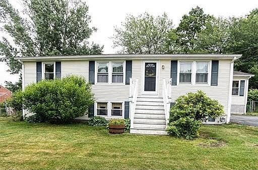 2nd image of 49 Cogswell St