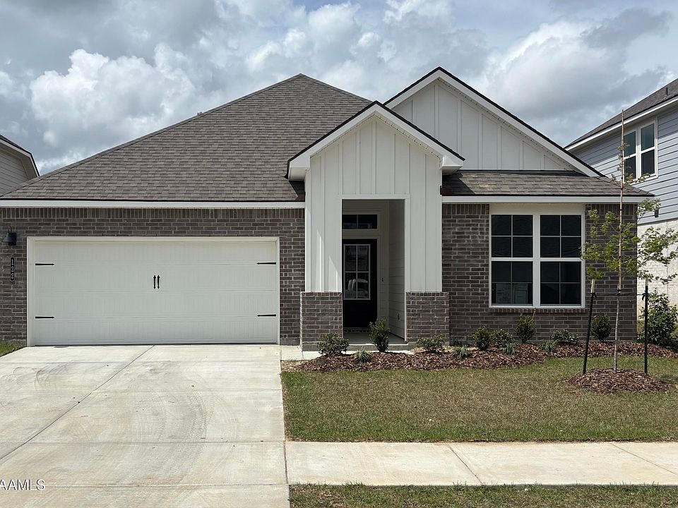 1st image of 122 Belle Lake Dr