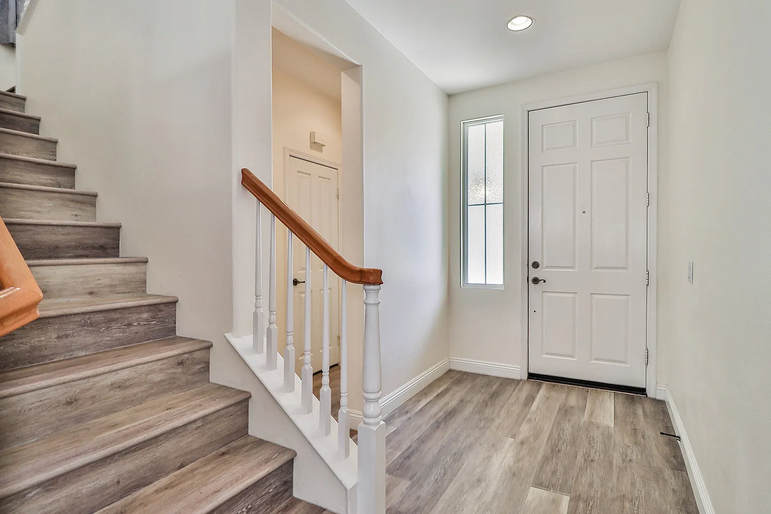 3 bed, 1963 sqft, $4,200 — Photo 4