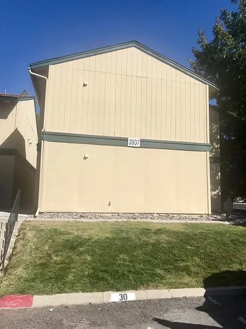 3907 Clear Acre Ln APT 21 photo 1