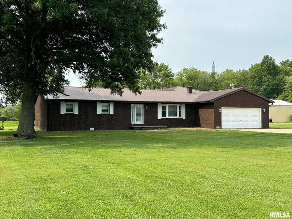 3278 Red Stripe Rd, Salem, IL 62881