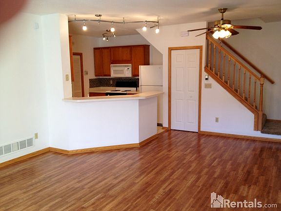 3rd image of 15056 Dunwood Trl