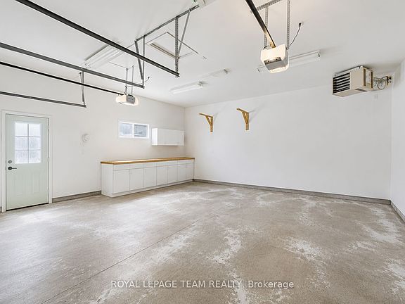 3rd image of 238 Park Ave