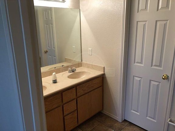 4th image of 3806 Wind Ct Unit A
