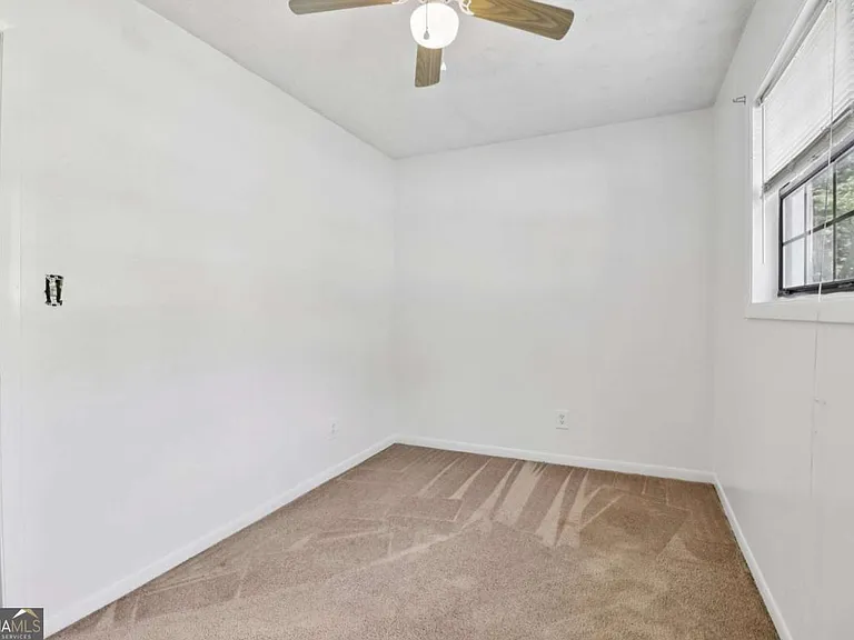 2344 Chestnut Log Pl — Photo 28