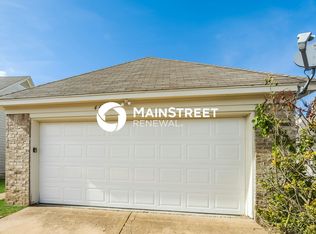 4663 Royal View Dr, Memphis, TN 38128