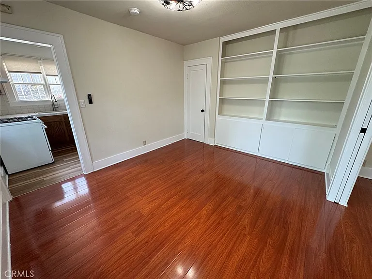 5158 Franklin Ave — Photo 13