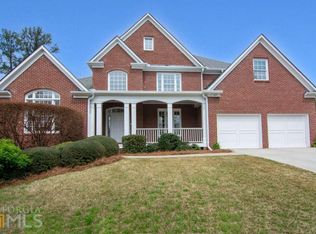305 Hunting View Ct, Sandy Springs, GA 30328