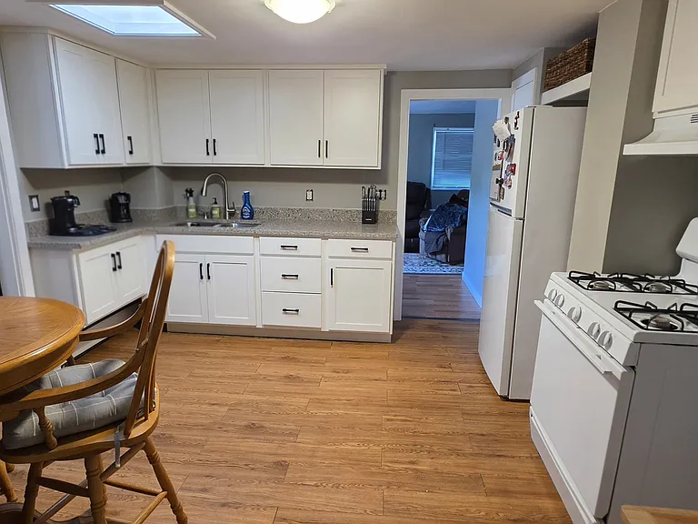 52 Davis St #2 — Photo 11