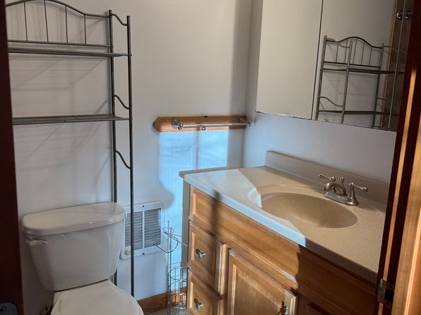 64 State St, Shelburne Falls, MA 01370