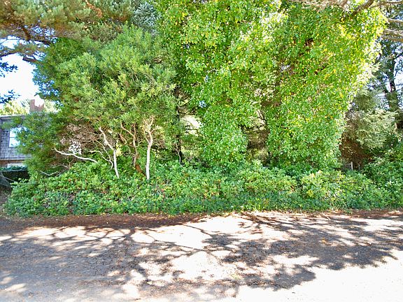 3rd image of 4047 NW Cherokee Ln