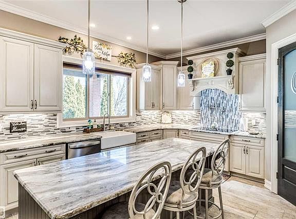 4th image of 49548 Golden Park Dr