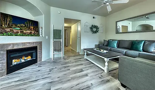 The Villas at Camelback Crossing — Photo 82
