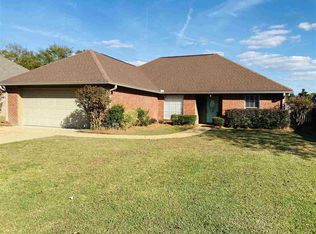 207 Camelot Way, Brandon, MS 39047