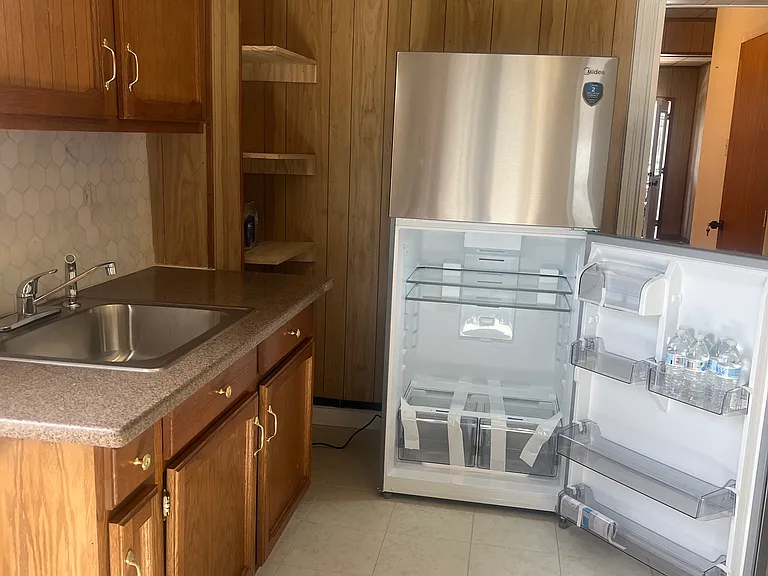 240 W Ridge St #1 — Photo 7