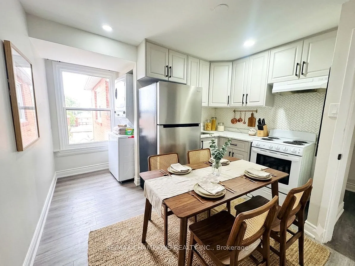 2 bed, $2,100 — Photo 2