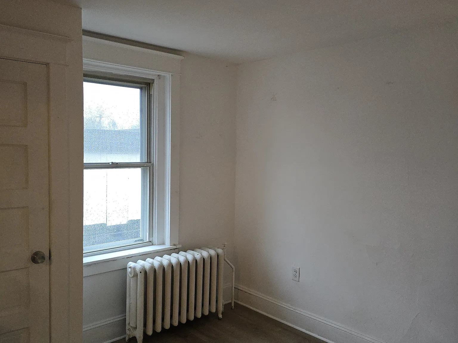 2318 Upland St — Photo 4