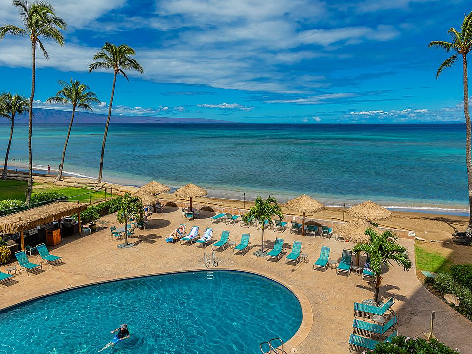 Beautiful Oceanfront Pool
