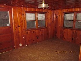 3rd image of 209 S 8th St