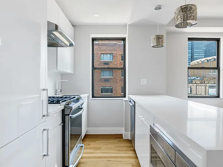 308 W 30th St #8B — Photo 6